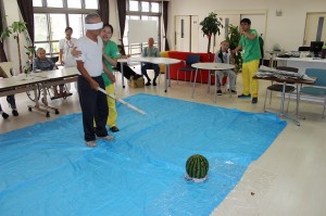 スイカ割り（誕生会）