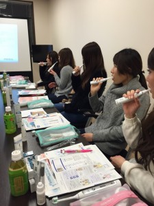 電動歯ブラシ３